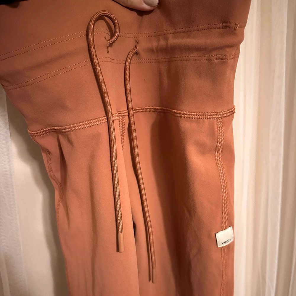 Vuori Daily Legging XS - Picture 2 of 4